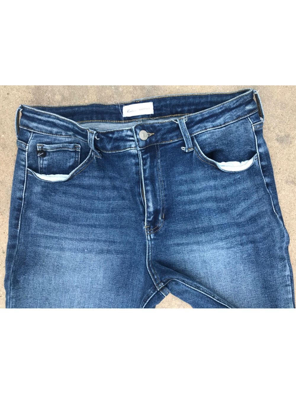 Carlin KanCan Blue Denim Jeans 15/31 Medium Wash Lite Fade on Thighs and Butt - Picture 6 of 11
